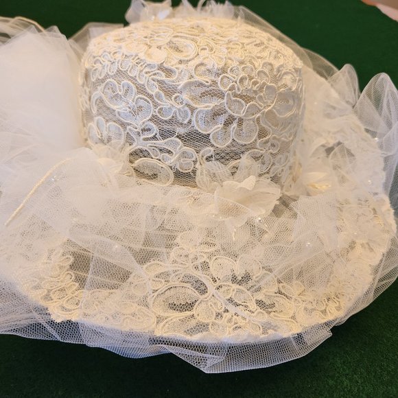 Vintage Juliet Veils 1980 Wedding Veil Hat & Back Veil, by Chicago Bead Works main image 10